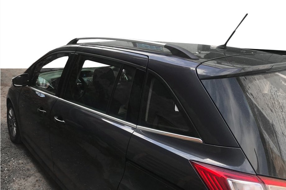 Ford C-Max/Grand C-Max 2010–2019 Chroom dakrails (voor Grand C-Max) Foto 1