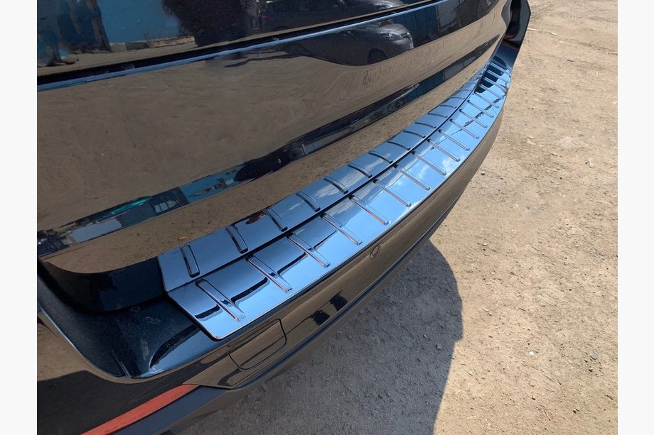 BMW X5 F15 2013–2018 RVS achterbumperbeschermer (OmsaLine) Image
