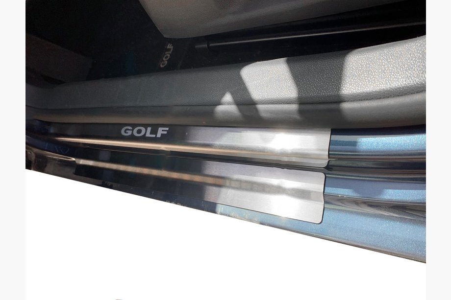 Volkswagen Golf 5 2003–2009 RVS instaplijsten Nataniko Standard Image