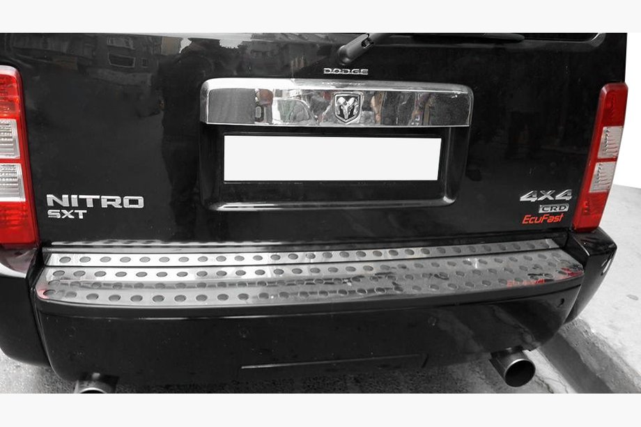 Dodge Nitro 2006–2011 RVS beschermplaat achterbumper Image