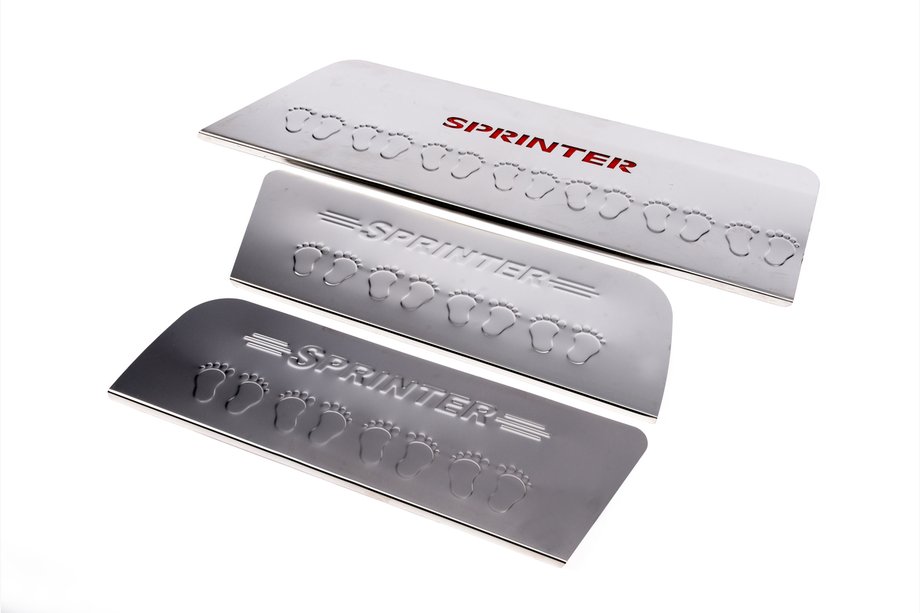 Mercedes Sprinter W906 2006–2018 Carmos V4 RVS instaplijsten interieur (set 3 stuks) Image