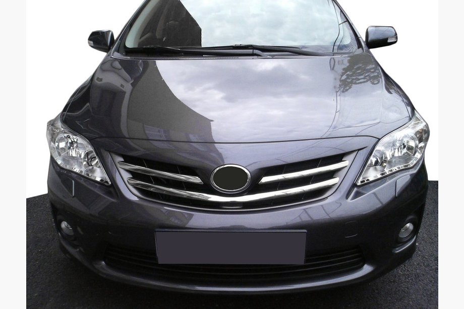 Toyota Corolla 2007–2013 RVS chromen grillelijsten (2010-2013, 3-delig) Image