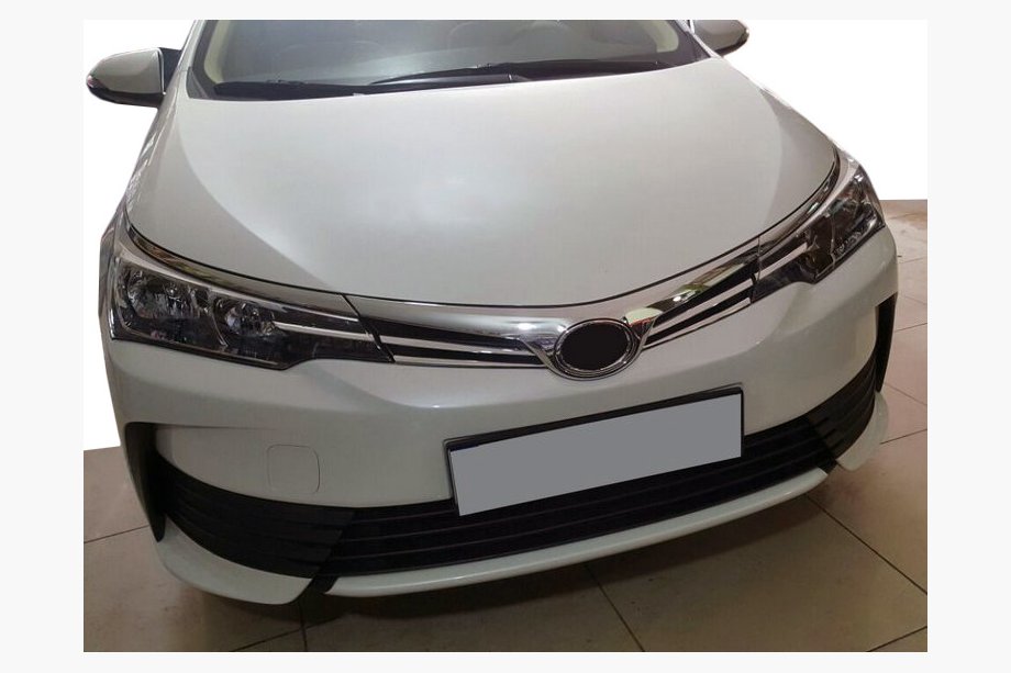 Toyota Corolla 2013–2019 RVS grillelijsten (2017-2019) Image