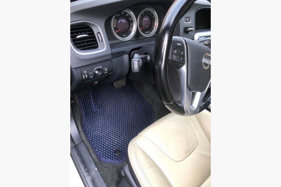 Volvo V60 2011–2018 EVA automatten (zwart) Image