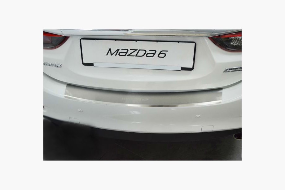 Mazda 6 2012–2024 Nataniko RVS achterbumperbeschermer met omgezette rand (4D) Image