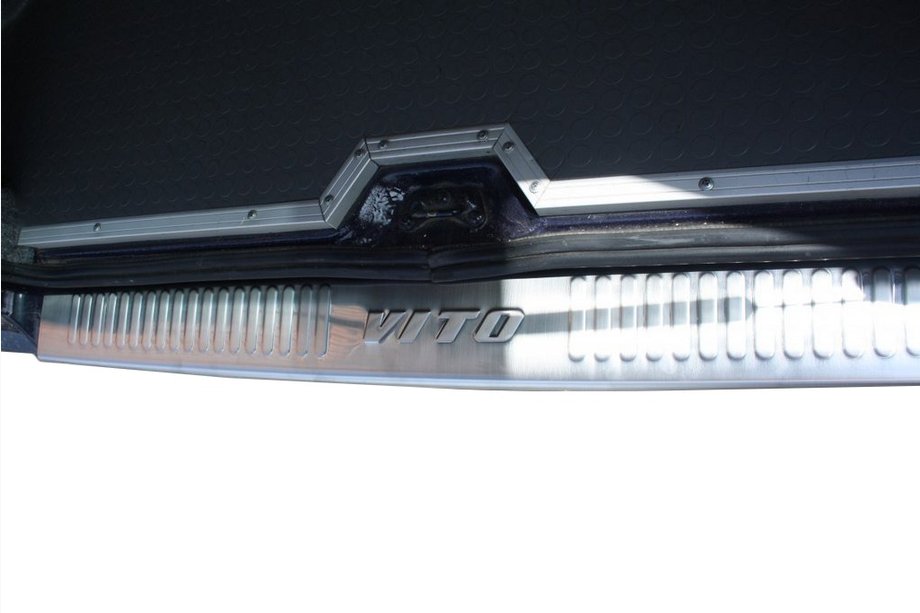 Mercedes Vito W638 1996–2003 Achterbumper beschermlijst (Omsa, RVS) Glanz Image