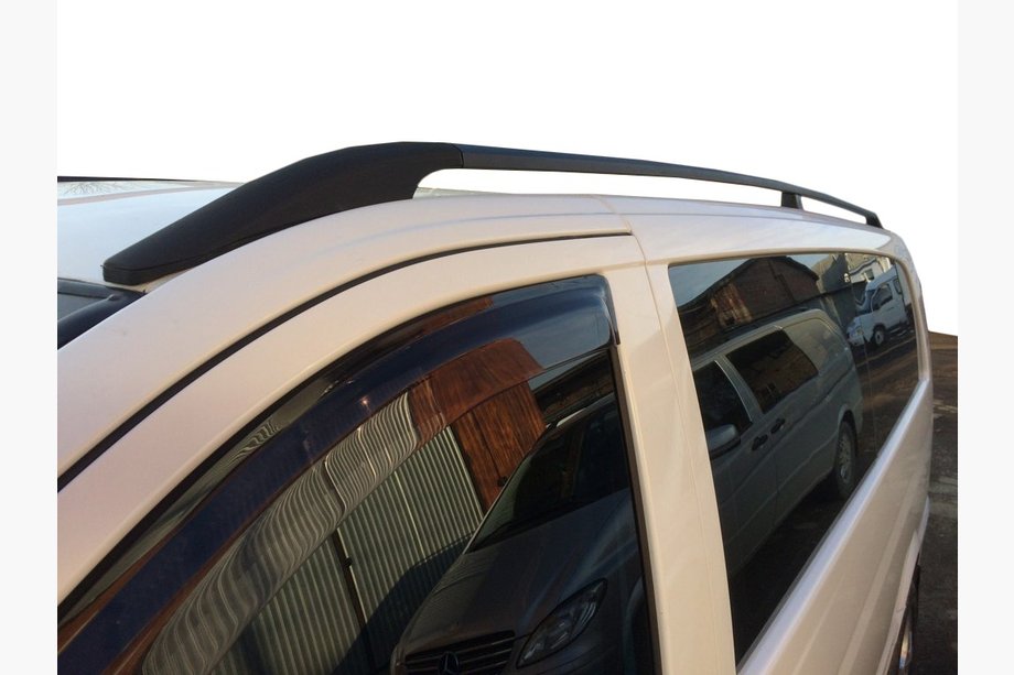 Mercedes Vito/V-klasse W447 2014– Zwarte dakrails DDU (kunststof voeten) Lange wielbasis (EXTRALONG) Image
