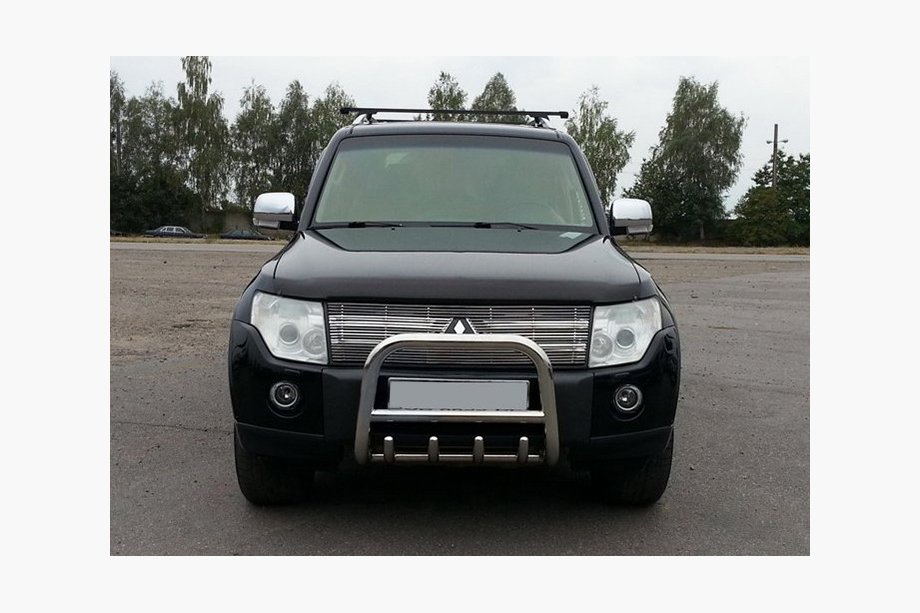 Mitsubishi Pajero Wagon III 1999–2006 Bullbar QT006 (RVS) Image