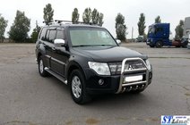 Mitsubishi Pajero Wagon III 1999–2006 Bullbar QT011 (RVS) foto 3
