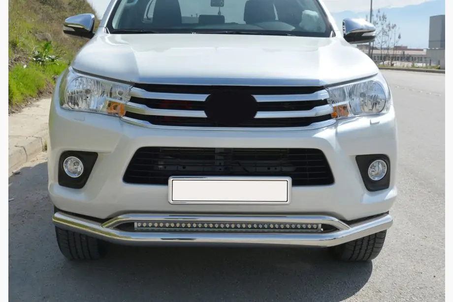 Toyota Hilux 2015– Dubbele voorbumperbeugel Vegas (2015-2020, RVS) Image