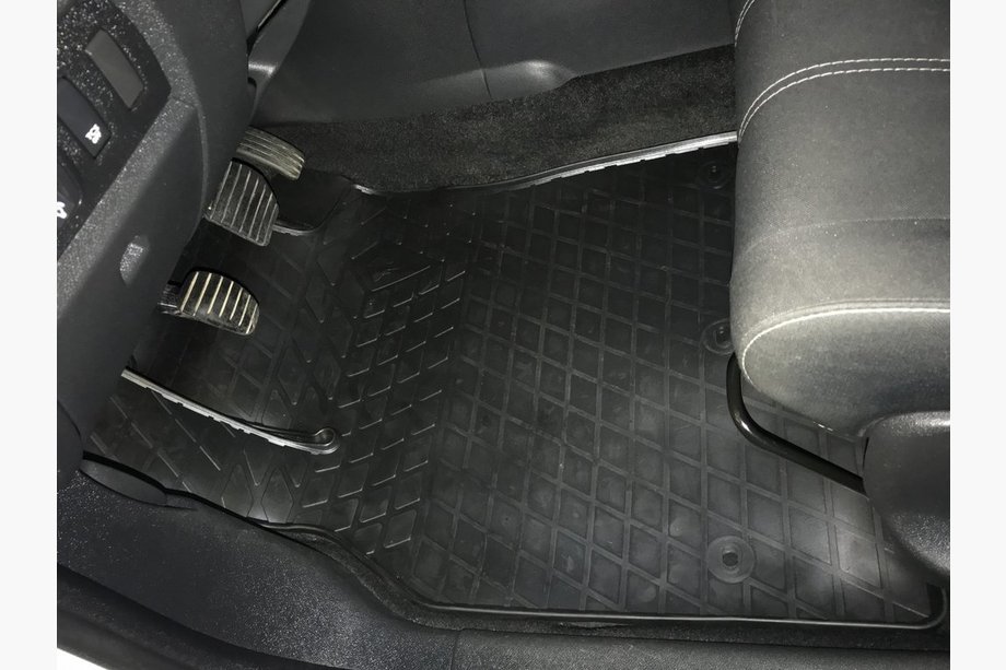Renault Fluence 2009–2016 Rubberen automatten (4-delig, Stingray Premium) Image