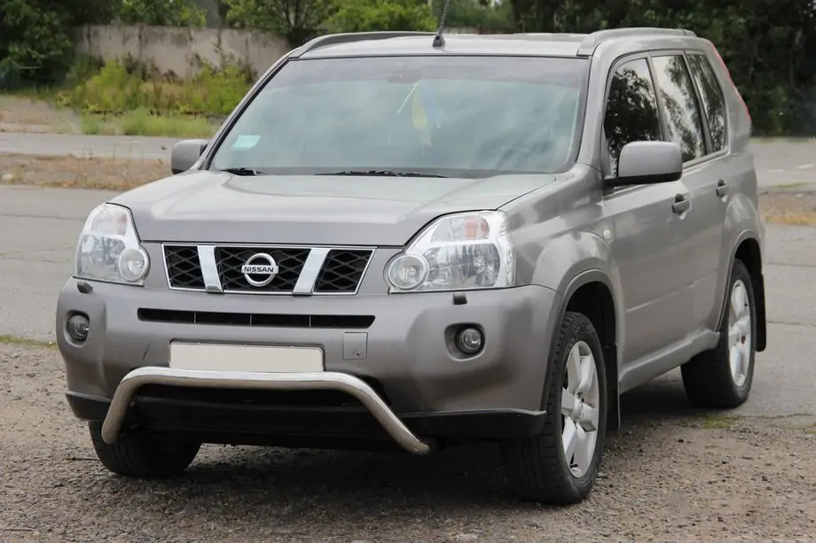 Nissan X-trail T31 2007–2014 Voorbescherming WT007 (RVS) Image