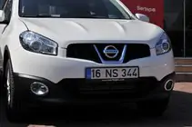 Nissan Qashqai 2010–2014 Mistlampomlijsting met uitsparing (set van 2, kunststof) foto 9