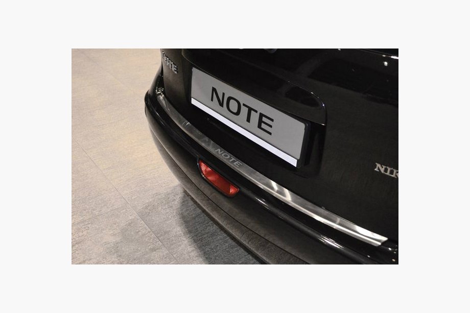 Nissan Note 2004–2012 Achterbumper beschermplaat met omgezette rand Nataniko (2005-2007, RVS) Image