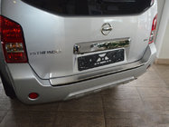 Nissan Pathfinder R51 2005–2014 RVS achterbumperbeschermer met omgezette rand Nataniko foto 1