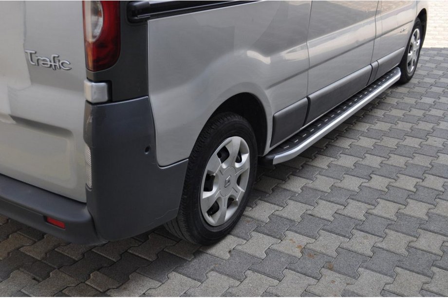 Renault Trafic 2001–2015 Fullmond side steps (set van 2, aluminium) Image