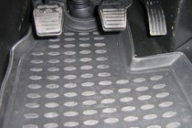 Ford Transit 2000–2014 (2006↗) Rubber mattenset interieur (2 stuks, Novline) handgeschakeld (Variant 2) foto 1