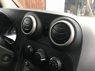 Mercedes Citan 2013–2021 RVS sierlijsten voor interieur ventilatieroosters (4 stuks) foto 1