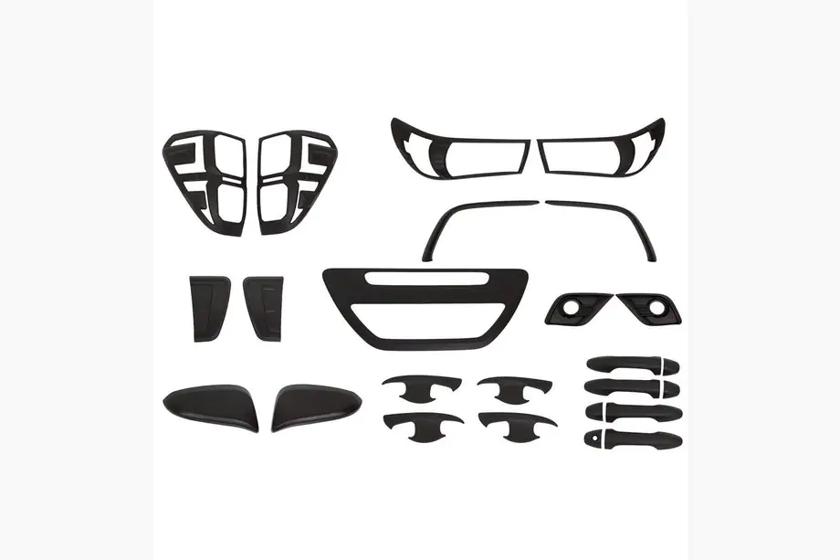 Toyota Hilux 2015– Set sierlijsten (zwart ABS) Image