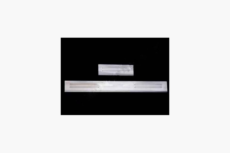 Daihatsu Terios 2003–2005 RVS instaplijsten (set 4 stuks) Image