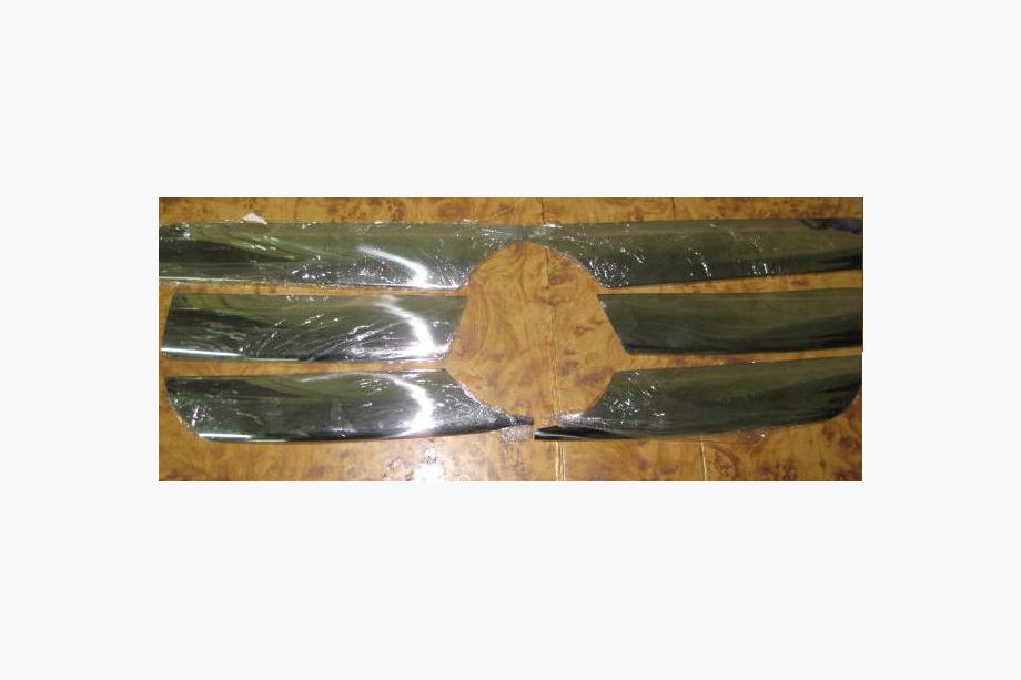 Mercedes ML W163 1997–2005 Brede grille sierlijsten (6-delige set, RVS) Image