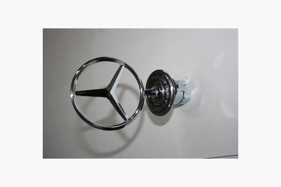 Mercedes S-сlass W221 2005–2013 Motorkapornament Mercedes 221 Image