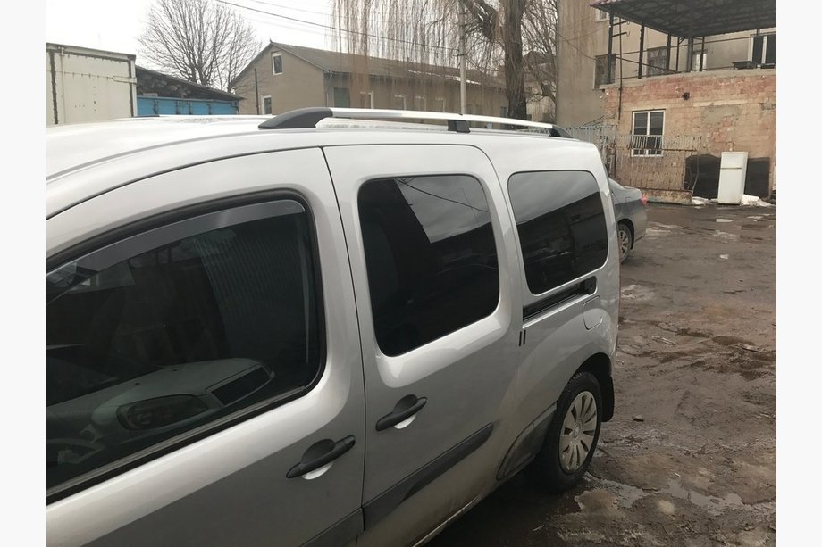 Renault Kangoo 2008–2020 Chroom dakrails Foto 3