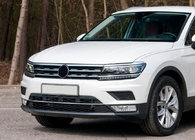 Volkswagen Tiguan 2016–2023 RVS sierlijsten voor radiateurrooster- en koplamprand 2016-2020 (3-delig) foto 1