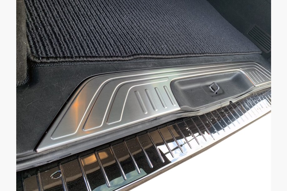 Mercedes Vito/V-klasse W447 2014– RVS kofferbakdrempelbeschermer Image