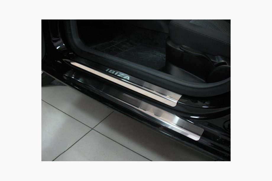 Seat Ibiza 2010–2017 Nataniko instaplijsten (8-delig, RVS) Image