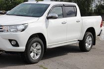 Toyota Hilux 2015– Side steps KB001 (RVS) foto 2