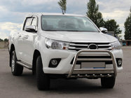 Toyota Hilux 2015– Frontbescherming WT010 (RVS) foto 1