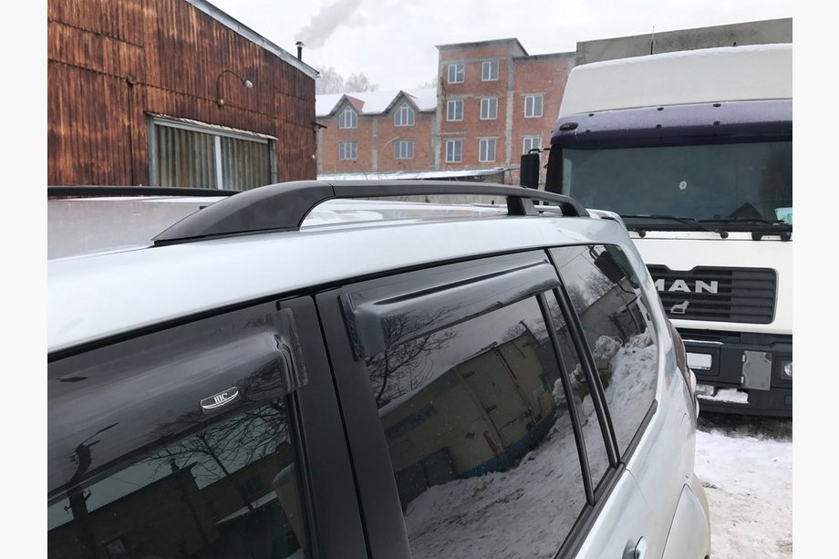 Toyota Land Cruiser Prado 120 2002–2009 Zwarte Turkse dakrails Foto 4