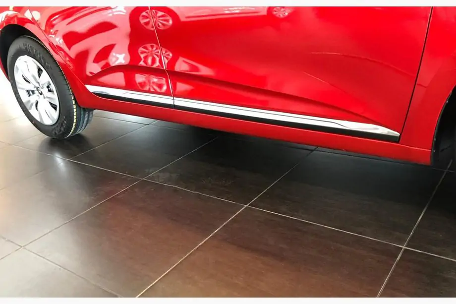 Renault Clio V 2019– RVS dekkappen voor de deurstrip Image