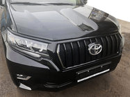Toyota Land Cruiser Prado 150 2009–2023 Radiatorgrille 2017↗ LED (Zeus Black, met Black wenkbrauwen) foto 1