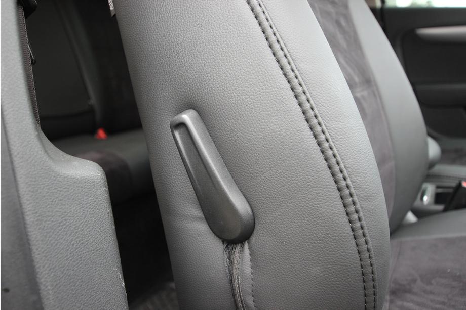 Volkswagen Passat B7 2012–2015 Autostoelhoezen eco-leer+stof+Alcantara Antara A001 (complete set, volledig interieur) Foto 12