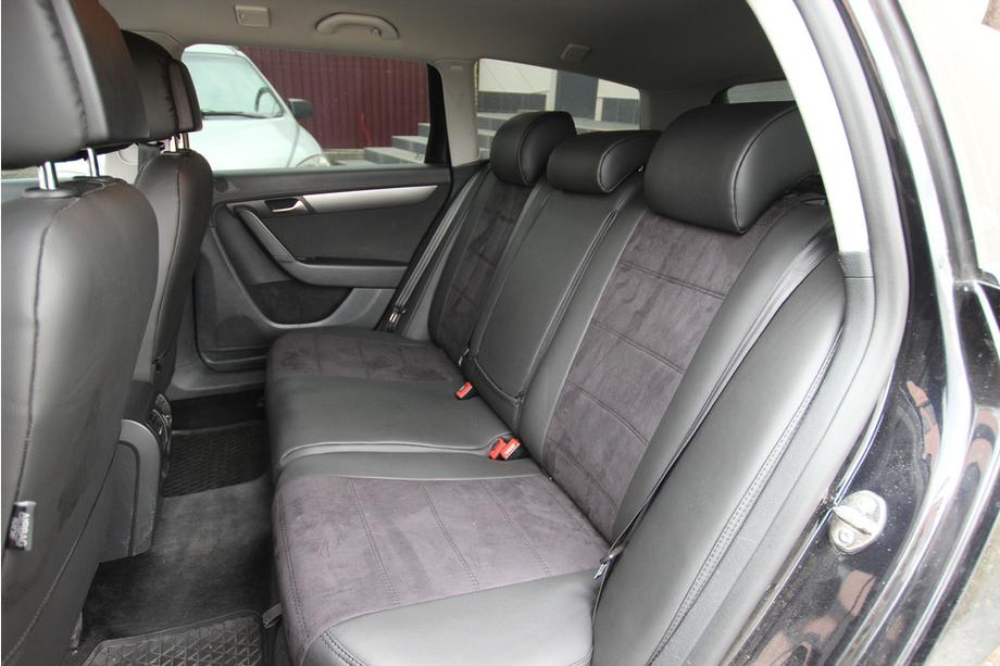 Volkswagen Passat B7 2012–2015 Autostoelhoezen eco-leer+stof+Alcantara Antara A001 (complete set, volledig interieur) Foto 2
