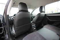 Skoda Octavia III A7 2013–2019 Autostoelhoezen eco-leer+stof+Alcantara Antara A001 (complete set, volledig interieur) foto 14