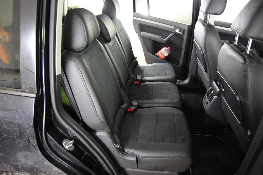 Volkswagen Touran 2003–2010 Autostoelhoezen eco-leer+stof+Alcantara Antara A001 (complete set, volledig interieur) Image
