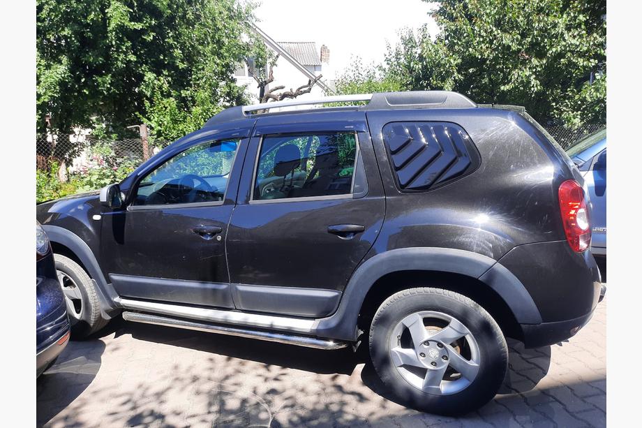Dacia Duster 2008–2018 Achterruit afdekkappen EuroCap (2 stuks, ABS) Image
