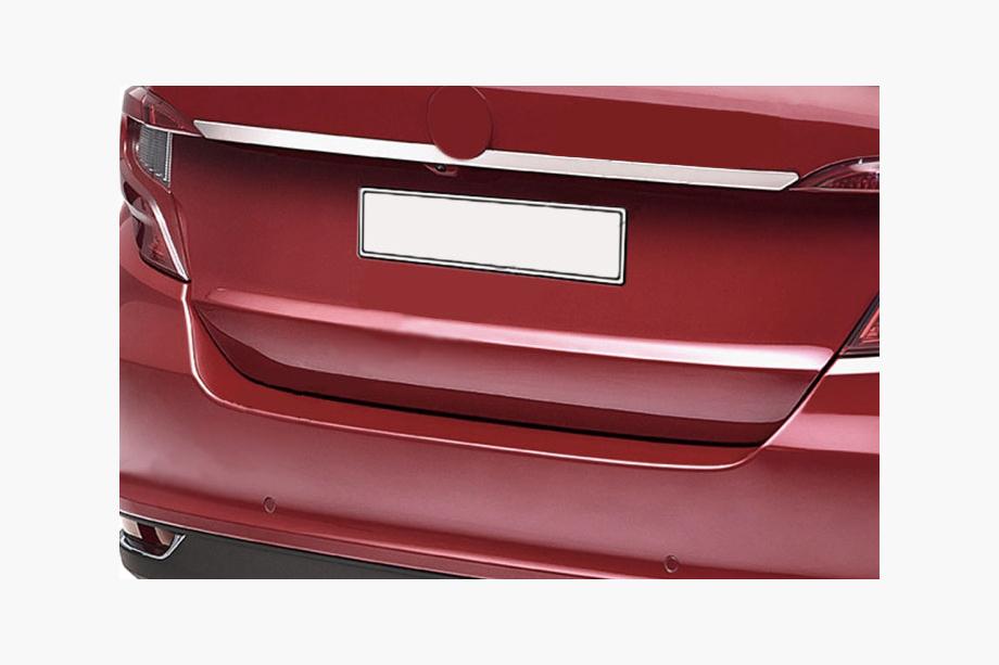 Fiat Tipo Cross 2021– Chromen sierlijst boven de kentekenplaat (RVS) Image