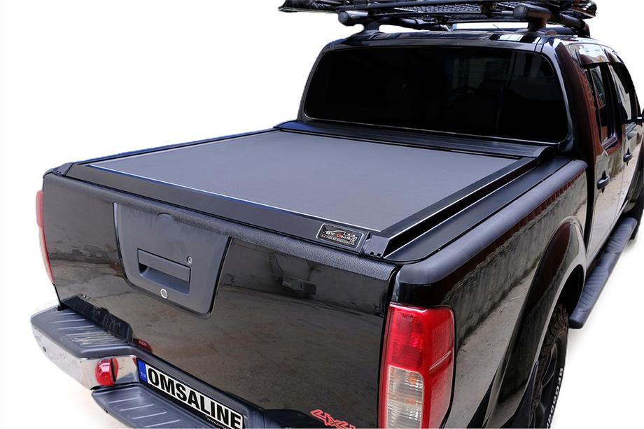 Nissan Navara 2006–2015 Omback rolcover Image