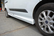 Ford Custom 2013–2022 Sideskirts (set van 2, spuitklaar) foto 5