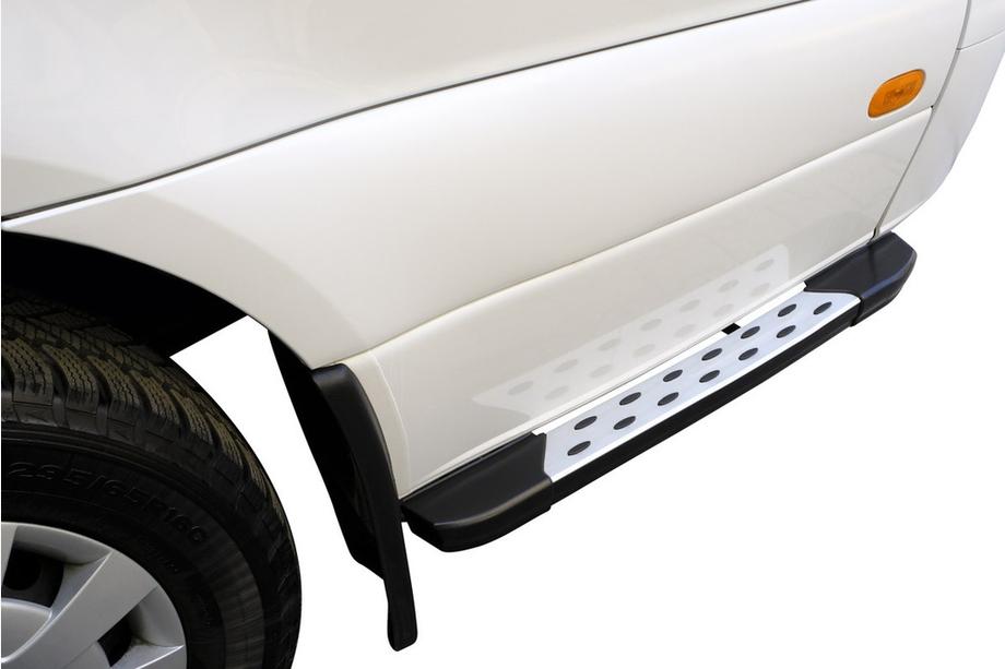 Mercedes Sprinter W907/W910 2018– DOT-Line side steps achter het wiel (2 stuks, aluminium) 85 cm Image