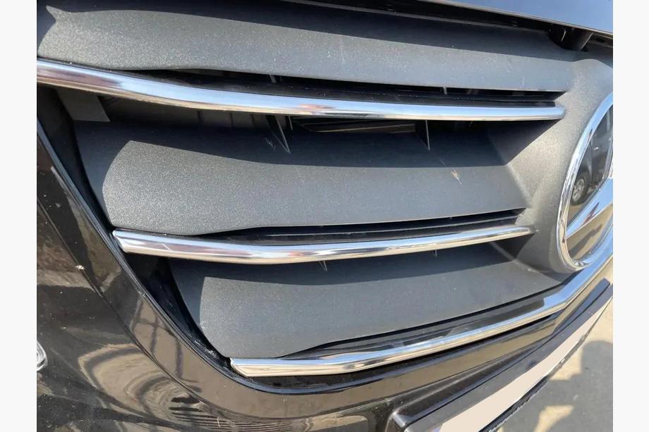 Mercedes Vito/V-klasse W447 2014– Grille sierlijsten 2020+ (5 stuks, RVS) Carmos - Turks staal Foto 4