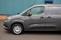 Peugeot Partner/Rifter 2019– RVS raamomlijsting (2-delig) foto 6