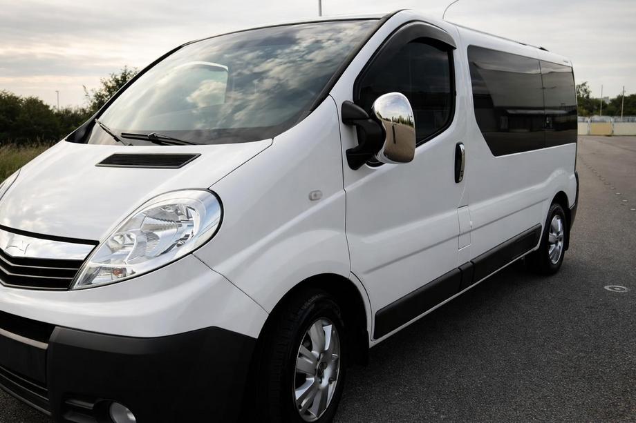 Opel Vivaro 2001–2015 Chroom spiegelkappen (set van 2) Verchroomd kunststof Image