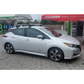 Dakdragers voor glad dak (chroom, set) Nissan Leaf 2017– foto 2