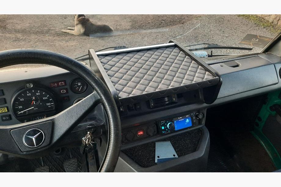 Mercedes T1 (207-410) 1977–1995 Dashboardplank (grijs met grijs stiksel) Image