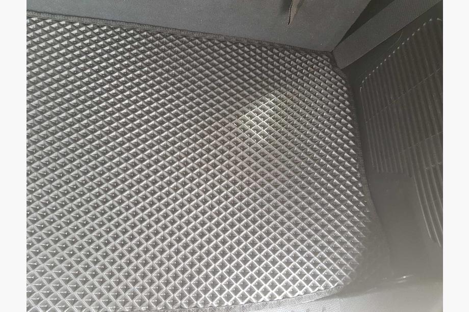 Toyota Highlander 2013–2019 EVA kofferbakmat (klein, zwart) Foto 3